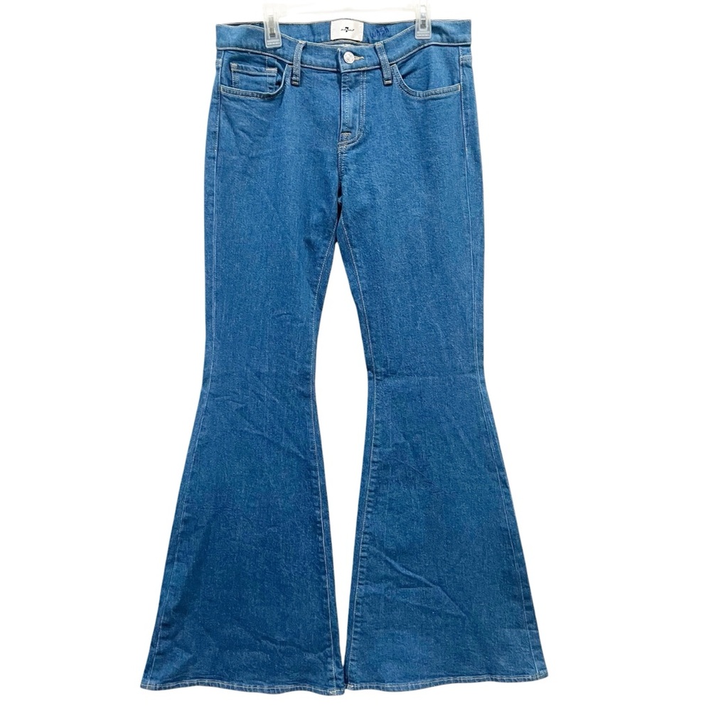 *SOLD* 7FAMK Women’s Karlie Flare Jeans
